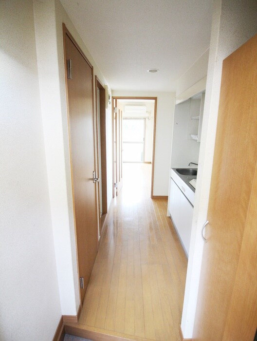 物件内観写真14　(玄関)