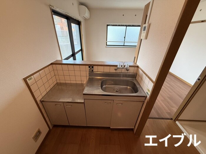 物件内観写真9　(キッチン)