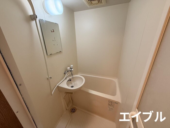 物件内観写真11　(バス／シャワールーム等)