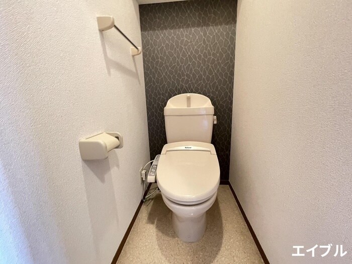 物件内観写真12　(トイレ)