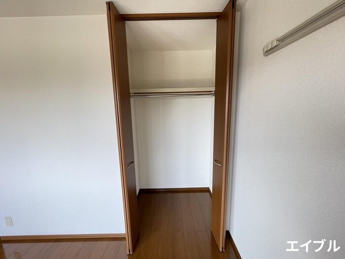 物件内観写真13　(収納)