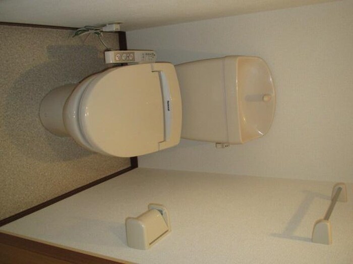 物件内観写真14　(トイレ)