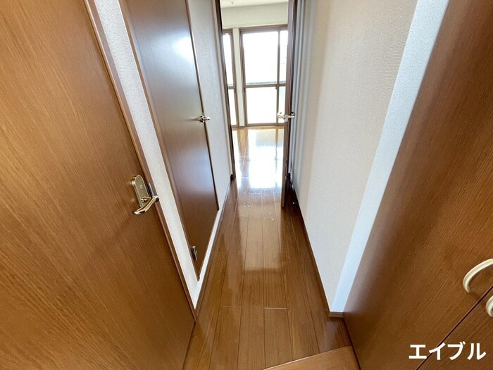 物件内観写真22　(廊下)