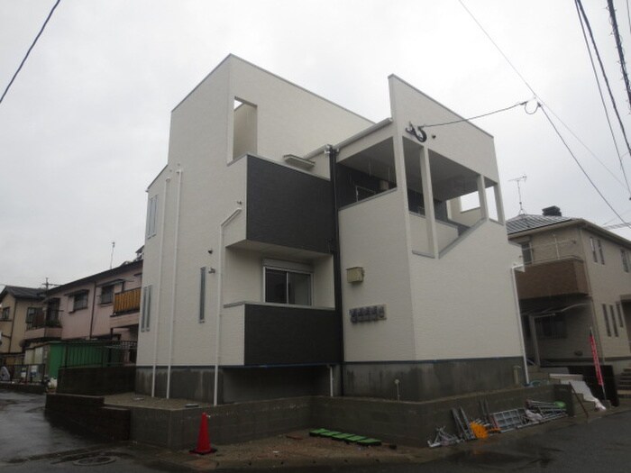 物件外観写真2　(建築中)