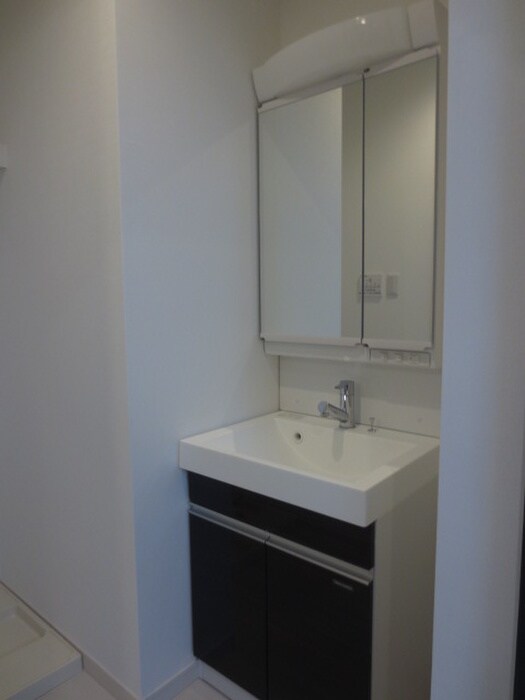 物件内観写真7　(洗面)