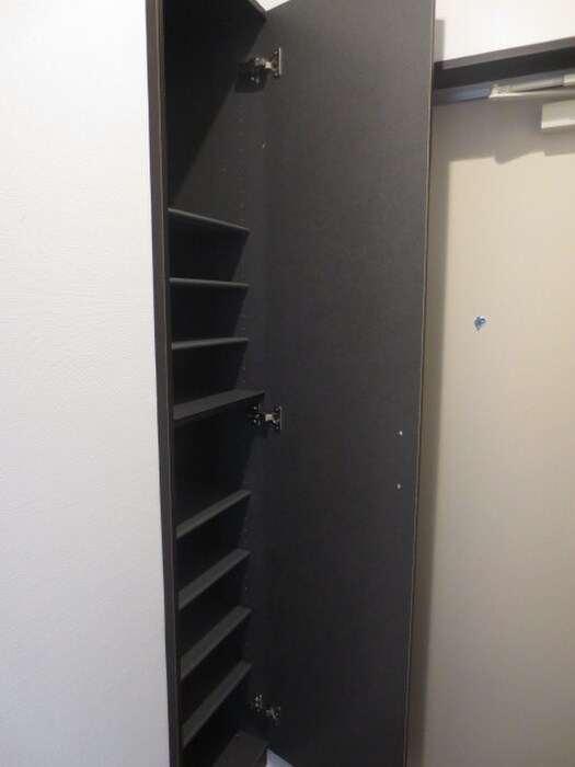 物件内観写真12　(靴箱)