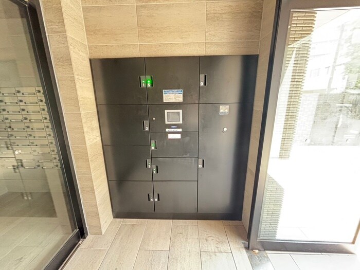 物件外観写真6　(建物設備)