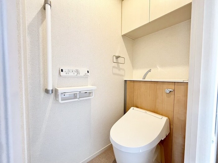 物件内観写真11　(トイレ)