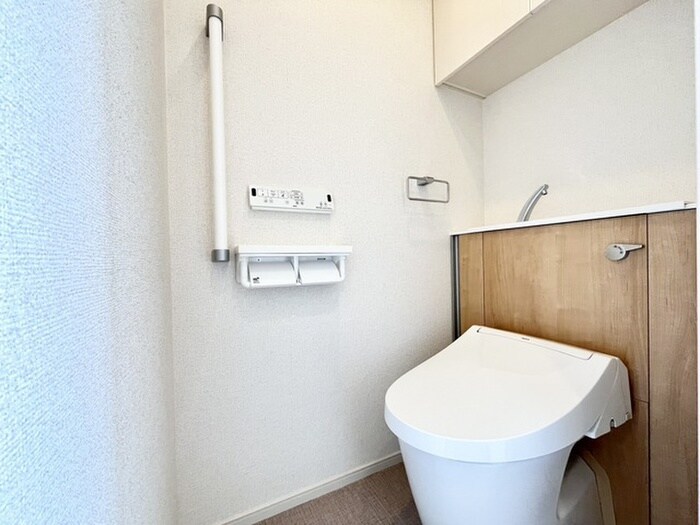 物件内観写真11　(トイレ)