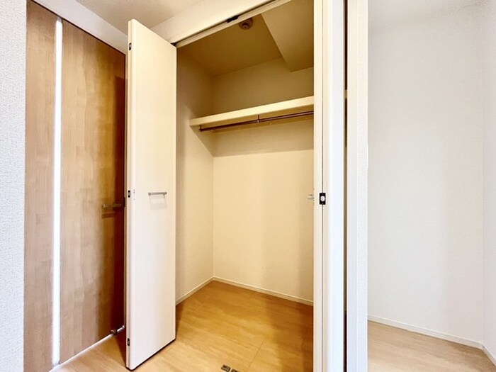 物件内観写真13　(収納)