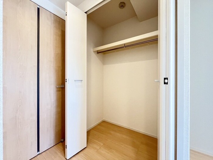 物件内観写真13　(収納)