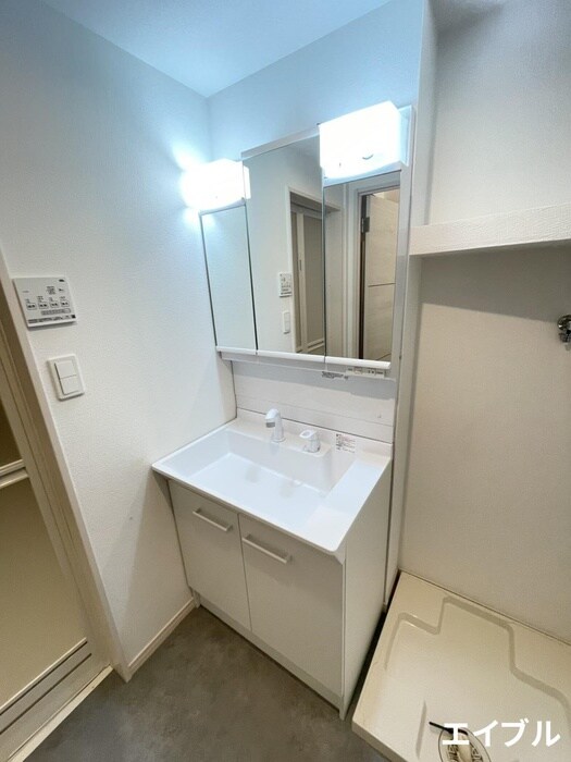 物件内観写真9　(洗面)