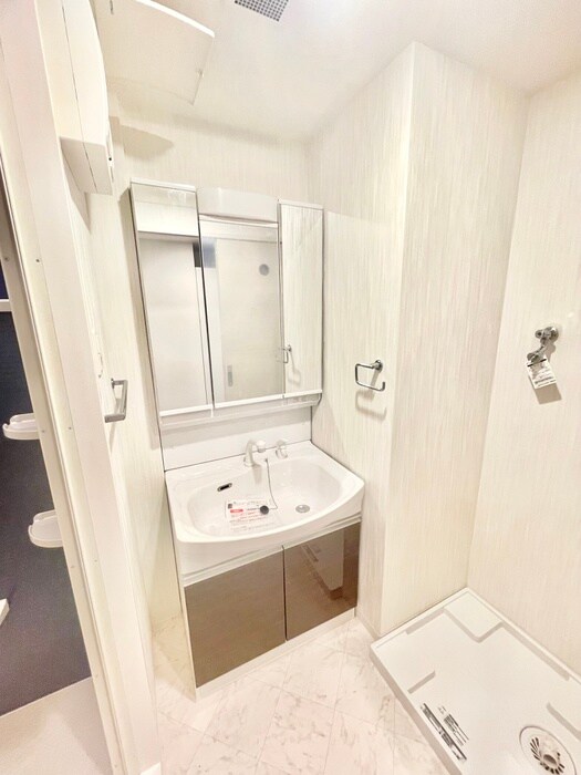 物件内観写真10　(洗面)