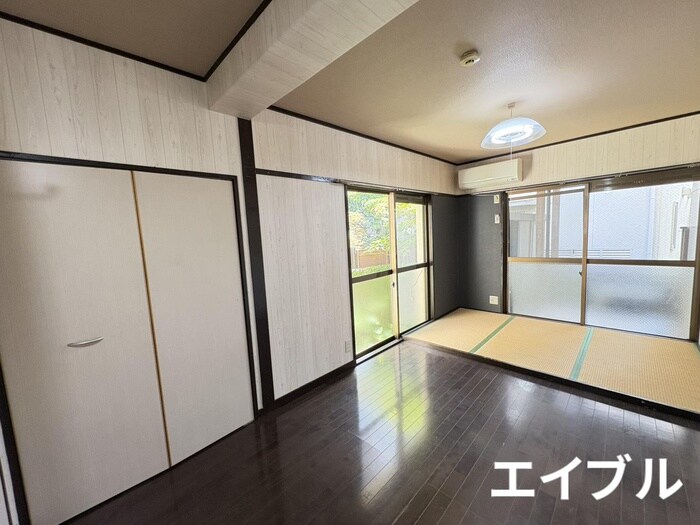 物件内観写真19　(居室)