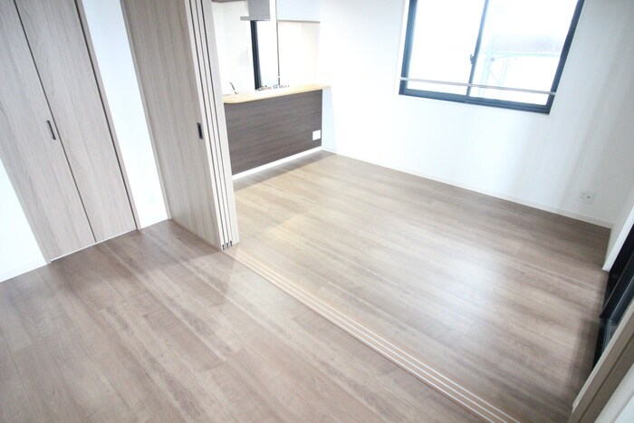 物件内観写真12　(居室)