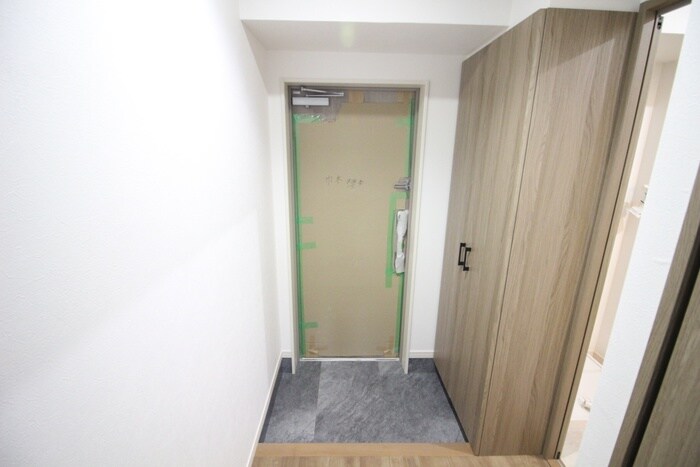 物件内観写真14　(玄関)