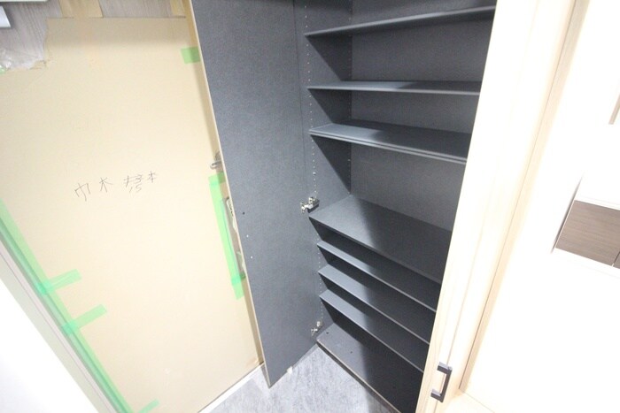物件内観写真21　(靴箱)