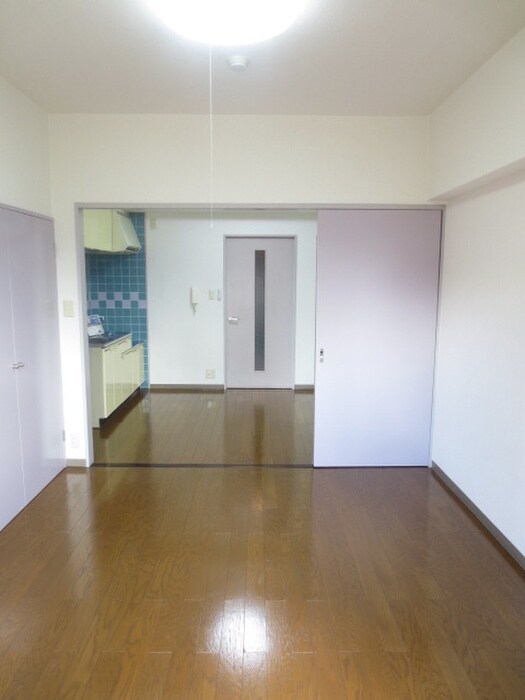 物件内観写真7　(居室)