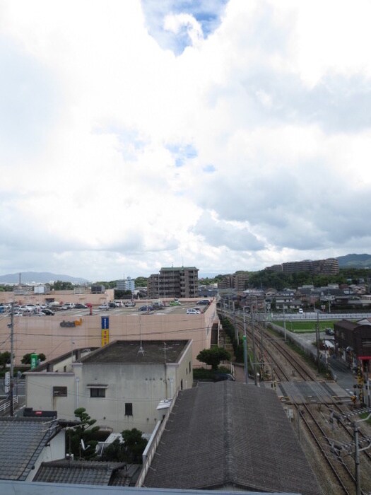 物件内観写真16　(室内からの展望)