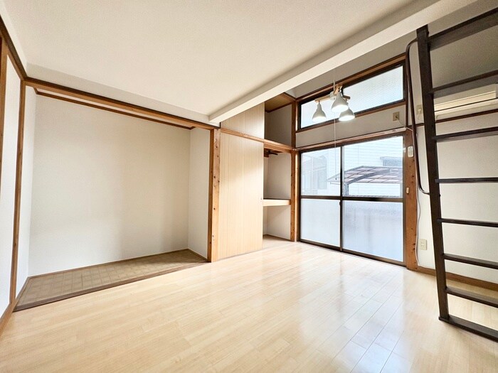 物件内観写真6　(居室)