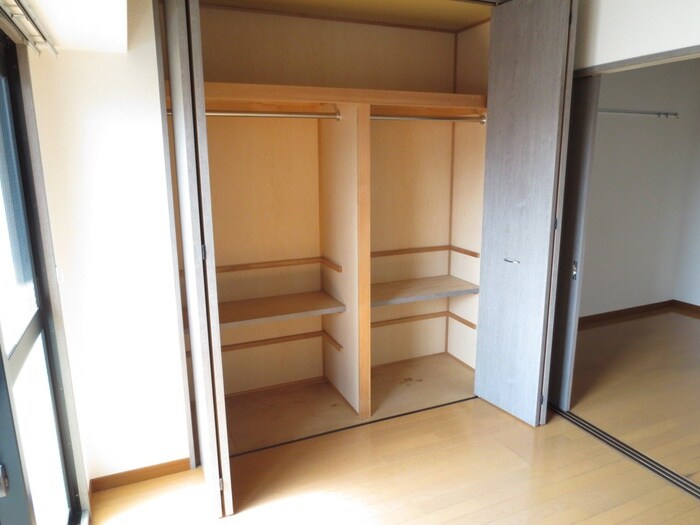 物件内観写真8　(収納)