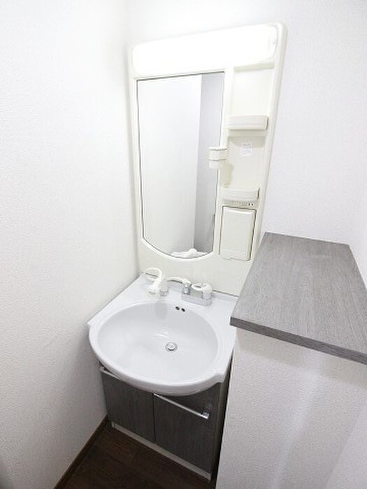 物件内観写真11　(洗面)