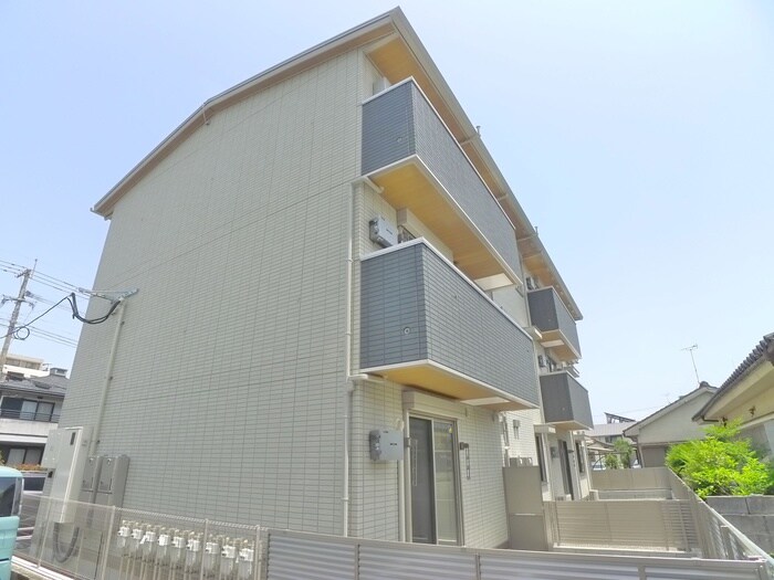 物件外観写真1　(外観写真)