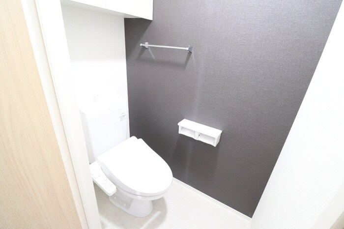 物件内観写真12　(トイレ)