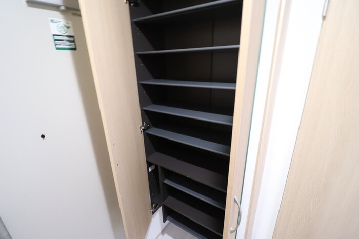 物件内観写真14　(靴箱)