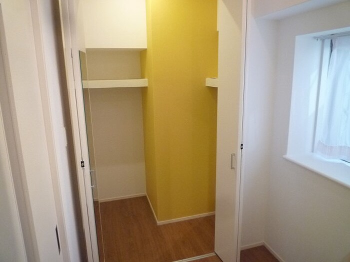 物件内観写真12　(収納)