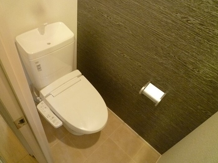 物件内観写真16　(トイレ)