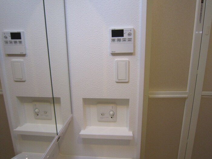 物件内観写真17　(洗面)