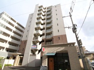 リバ－ランド姪浜外観写真