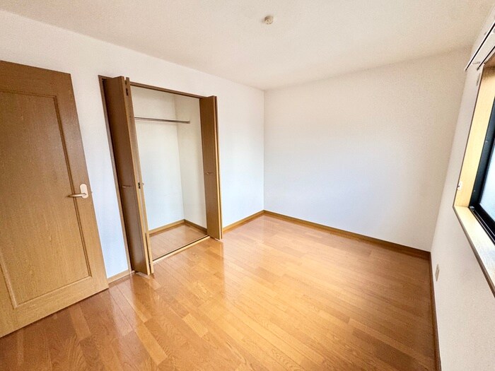 物件内観写真16　(内観写真)