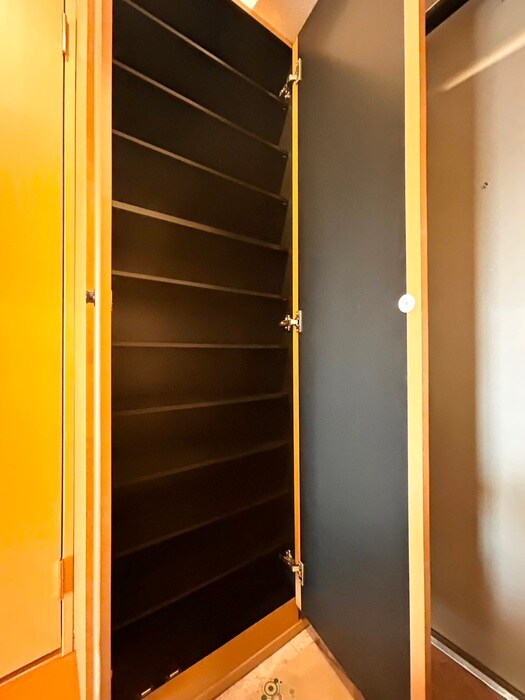 物件内観写真6　(靴箱)