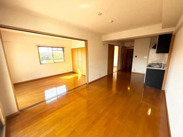 物件内観写真13　(居室)