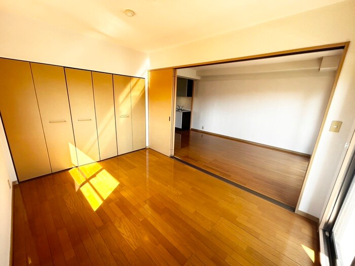 物件内観写真14　(居室)