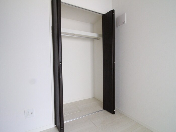 物件内観写真12　(収納)