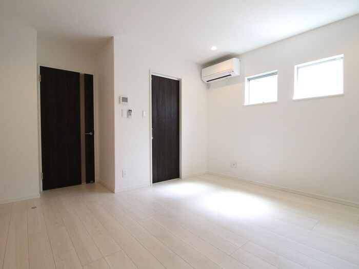 物件内観写真13　(内観写真)