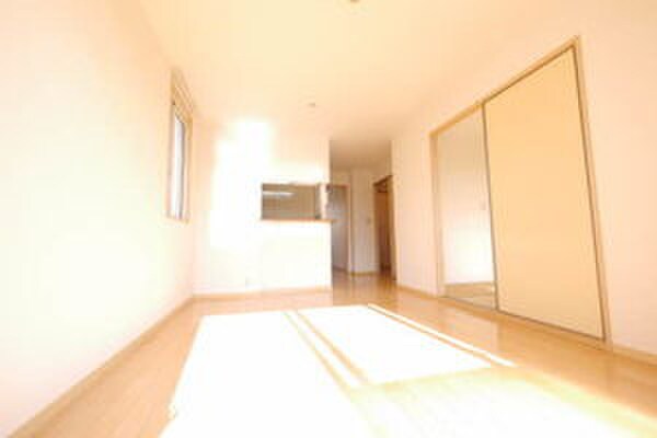 物件内観写真5　(居室)