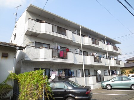ファミール９外観写真