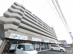 シャトレ博多南外観写真