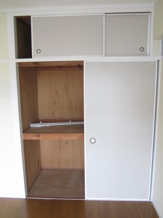 物件内観写真11　(収納)