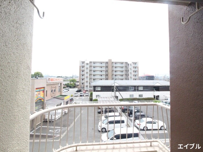 物件内観写真13　(室内からの展望)