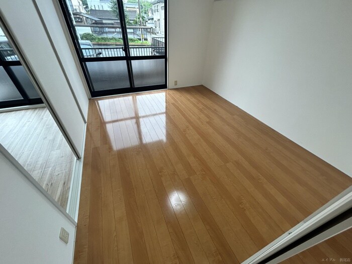 物件内観写真12　(居室)