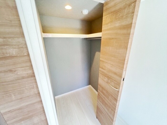 物件内観写真11　(収納)
