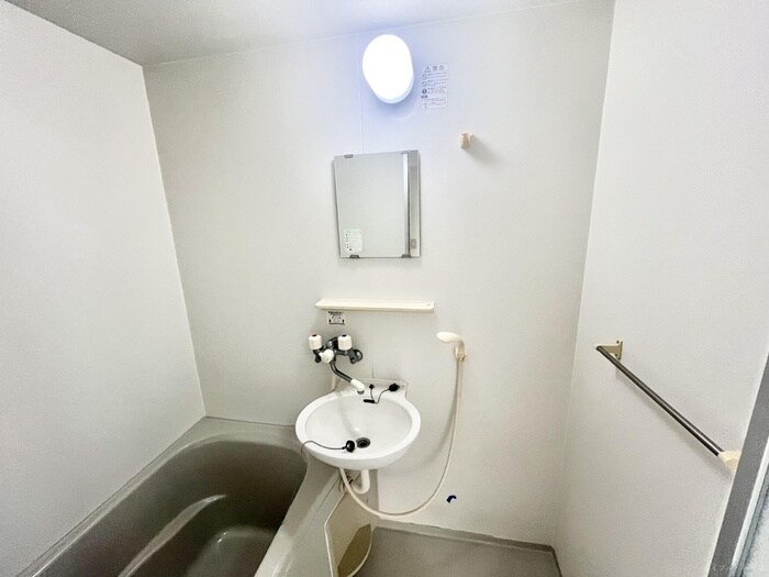 物件内観写真9　(洗面)