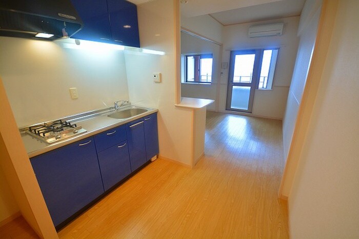 物件内観写真4　(居室)