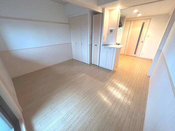 物件内観写真4　(居室)