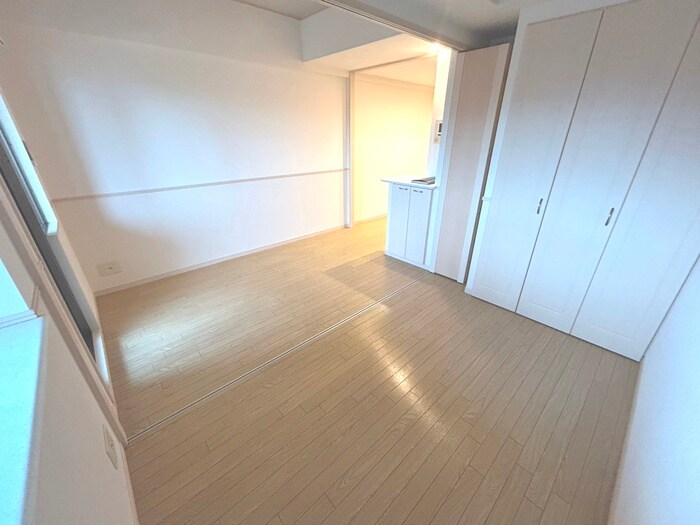 物件内観写真5　(居室)